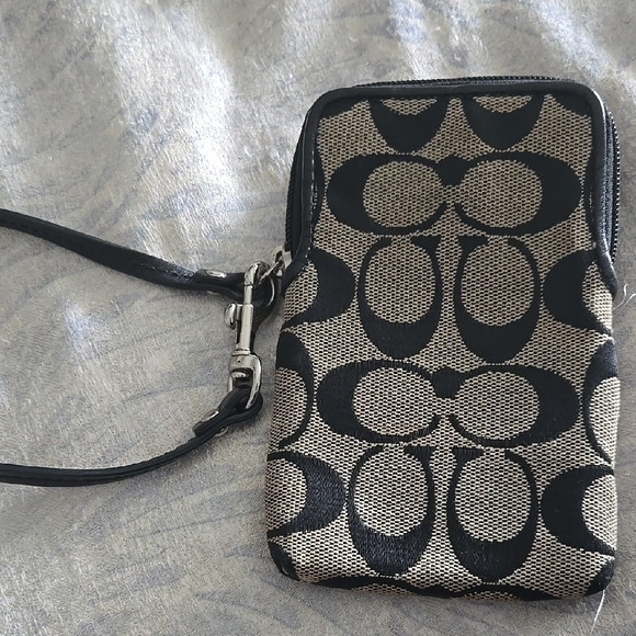 Coach Black and Tan Wristlet - Picture 3 of 4
